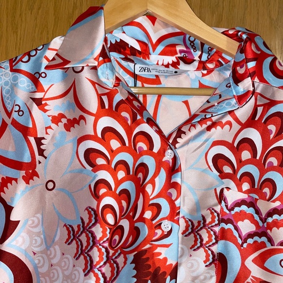 Zara Satin Floral Printed Hi Lo Button Up Shirt Blogger Favorite - Picture 8 of 9